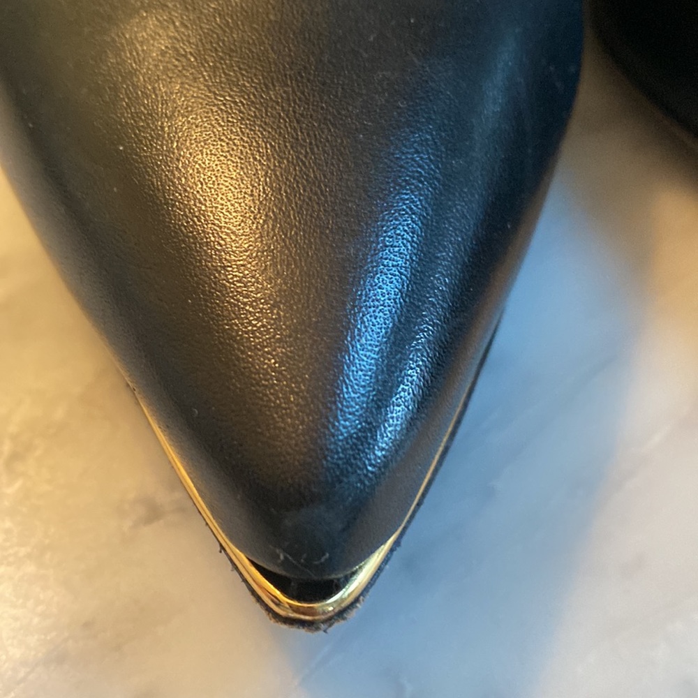 Tory Burch Black Leather Pointed-Toe Ankle Booties - Picture 11 of 15